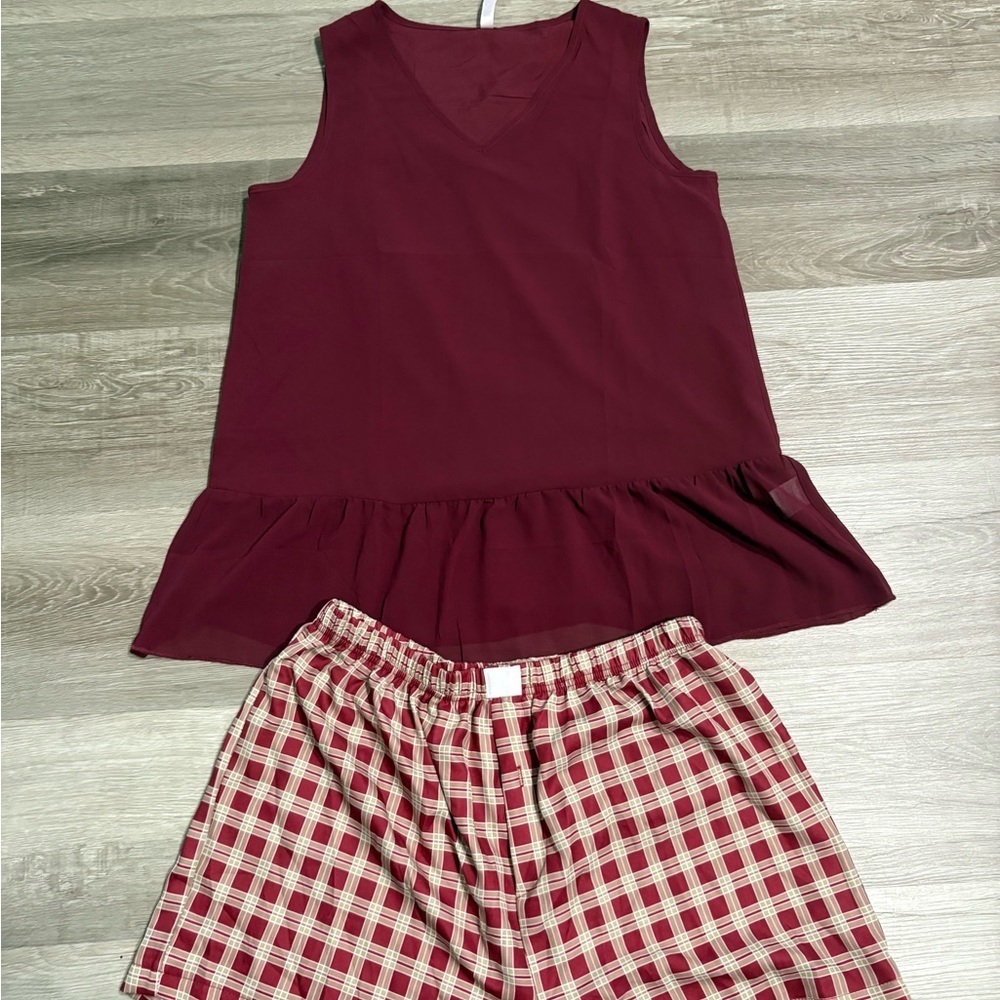 Women's Burgundy Sleeveless Top